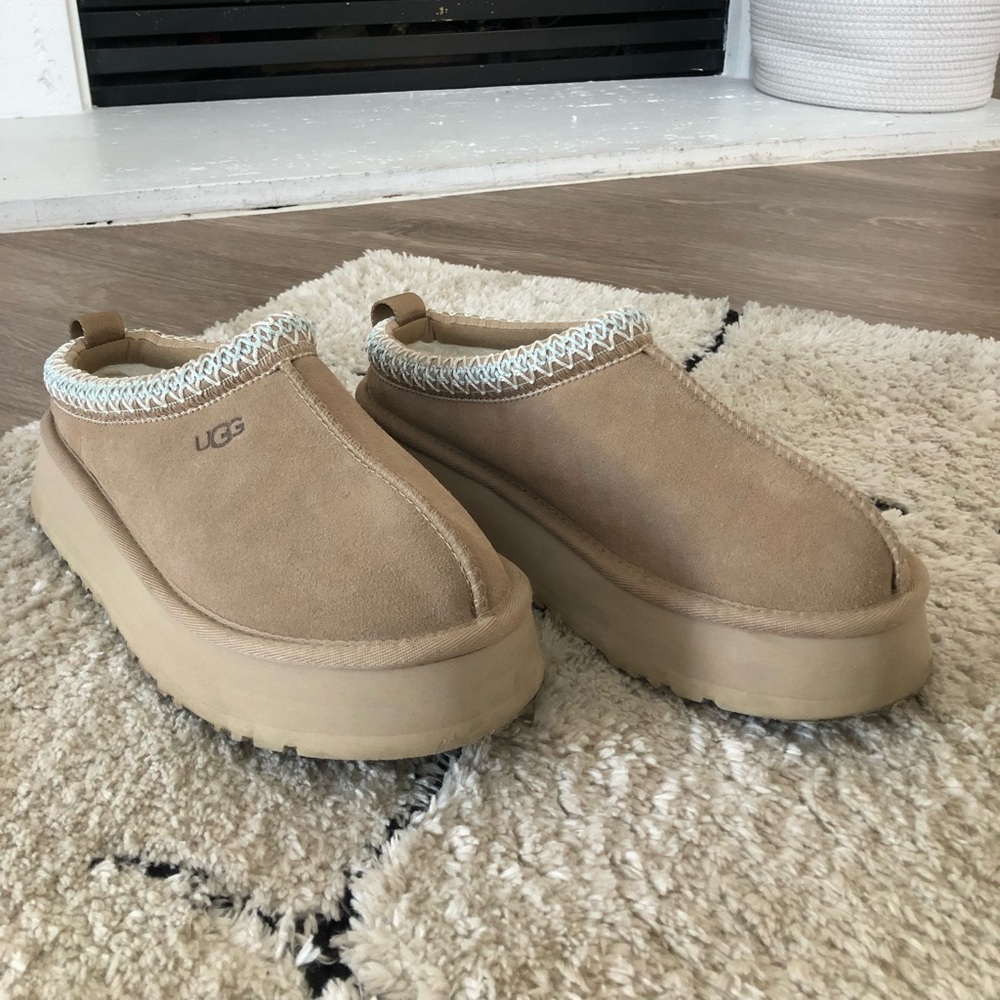 Tazz Platform Slippers UGG - Sand color